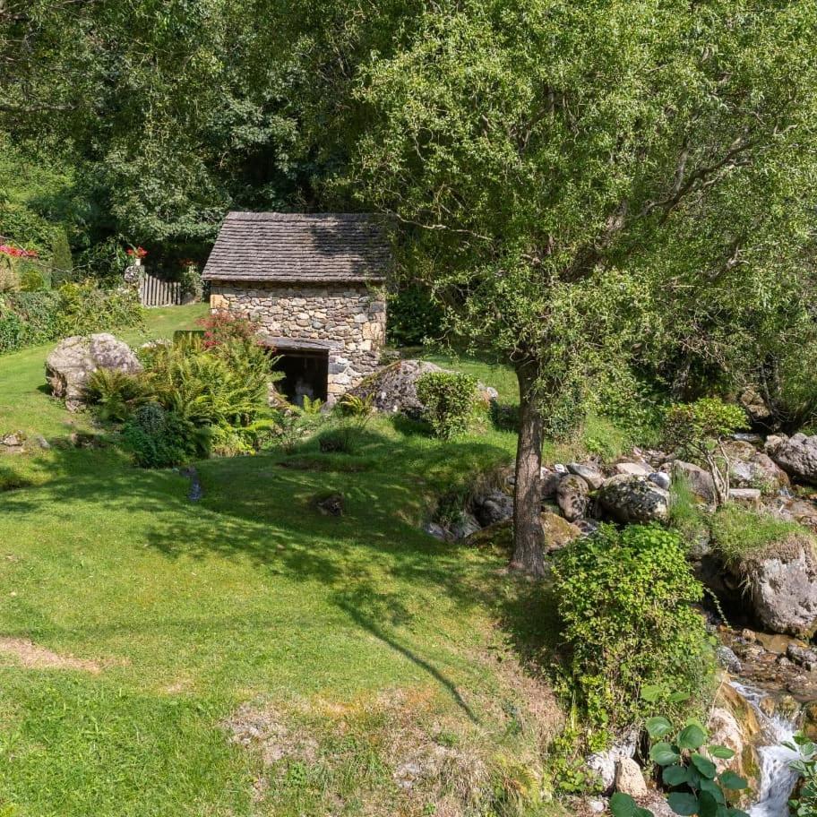 Maison Ainerak Gite A Sainte Engrace La Pierre Saint Martin Eksteriør billede